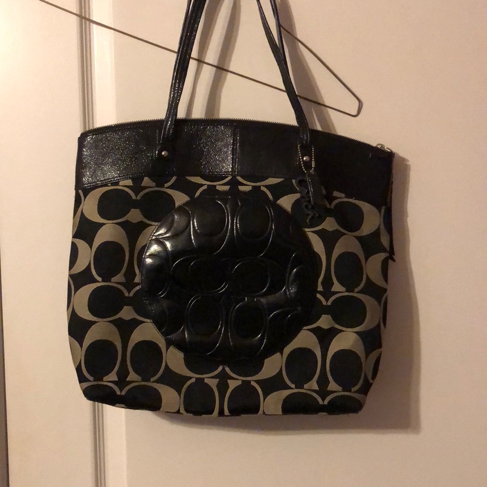 Black Coach Purse Priced to Sell